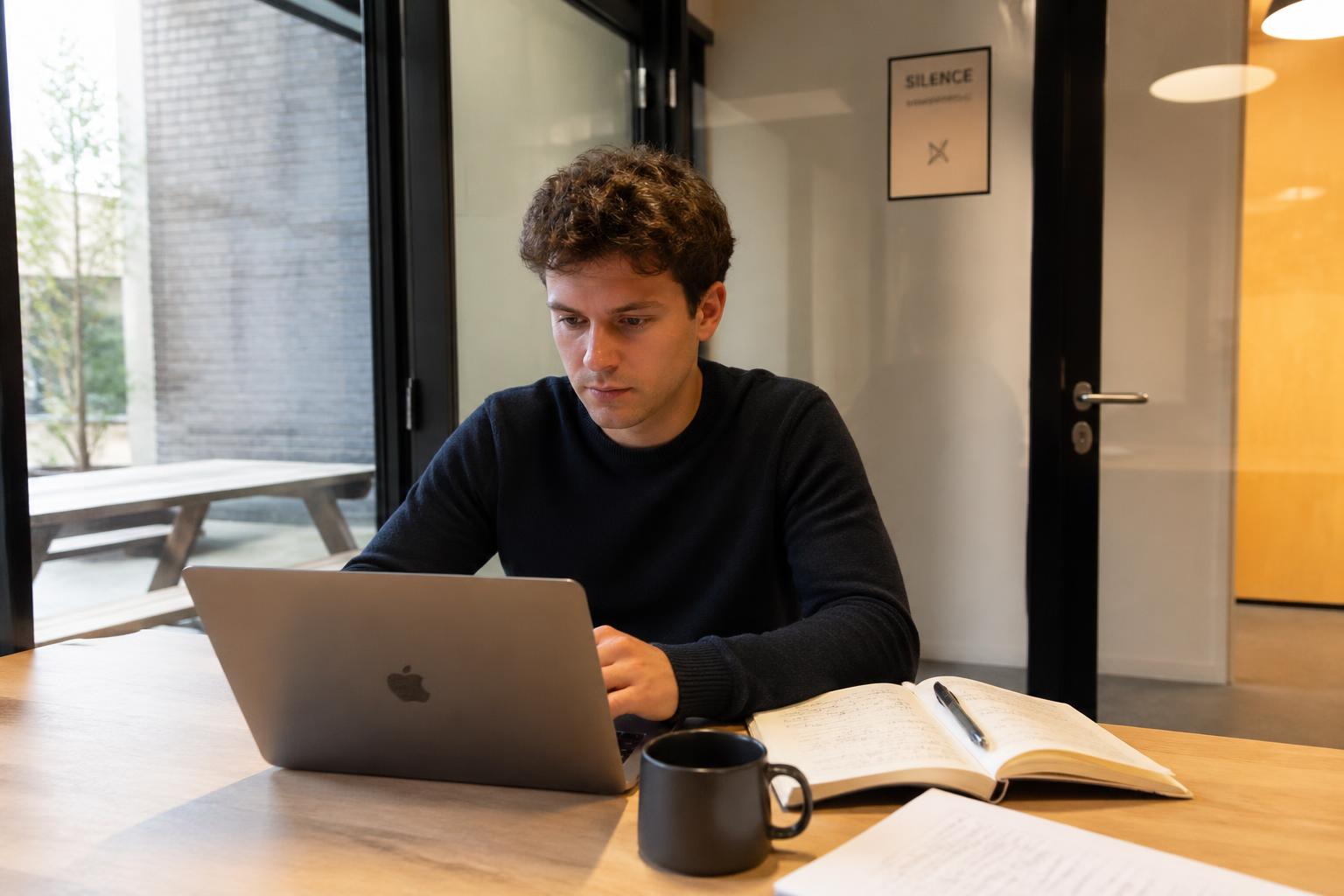 découvrez nos conseils essentiels pour lancer votre entreprise avec succès et éviter les erreurs courantes qui peuvent compromettre votre projet.